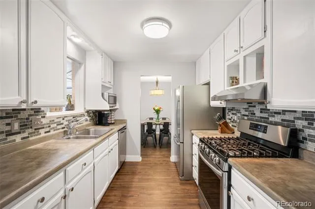 1658 S Ironton Street Aurora, CO 80012