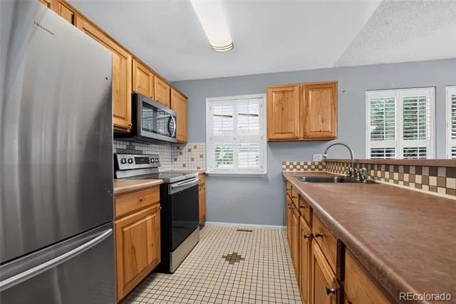 11521 E 1st Avenue Aurora, CO 80010