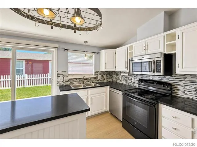 7710 Hummingbird Green Frederick, CO 80530