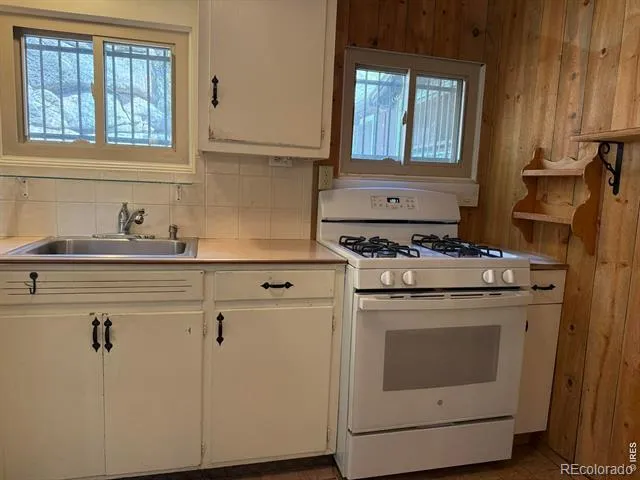 2365 W Highway 34 B Drake, CO 80515
