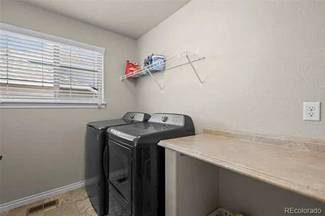 5773 Waverley Avenue Longmont, CO 80504