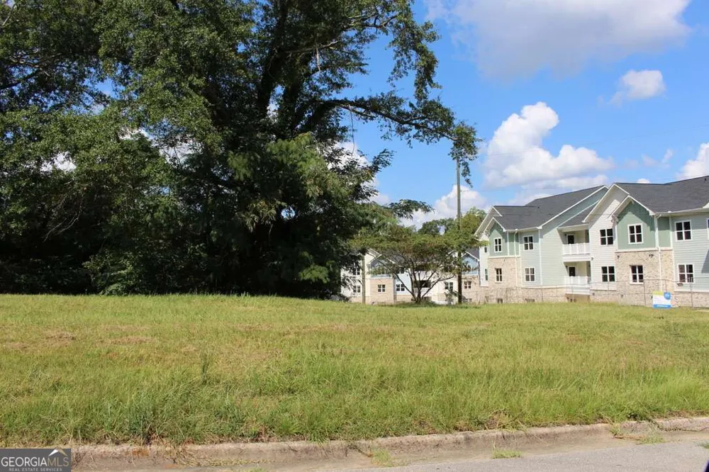 451 Jefferson ST Griffin, GA 30223
