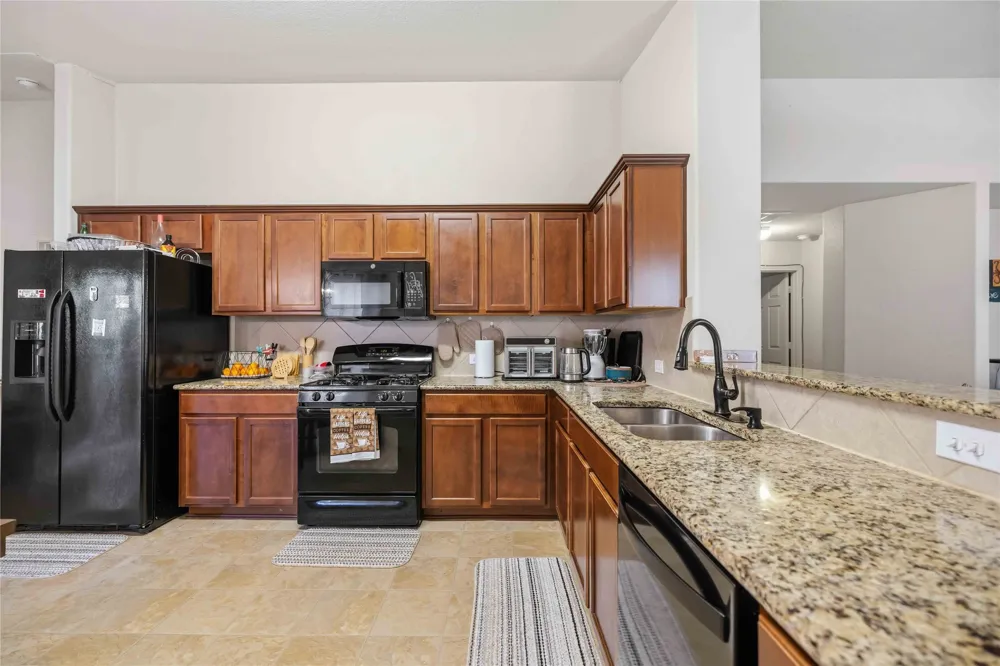 11607 Eric Heiden Court Austin, TX 78748