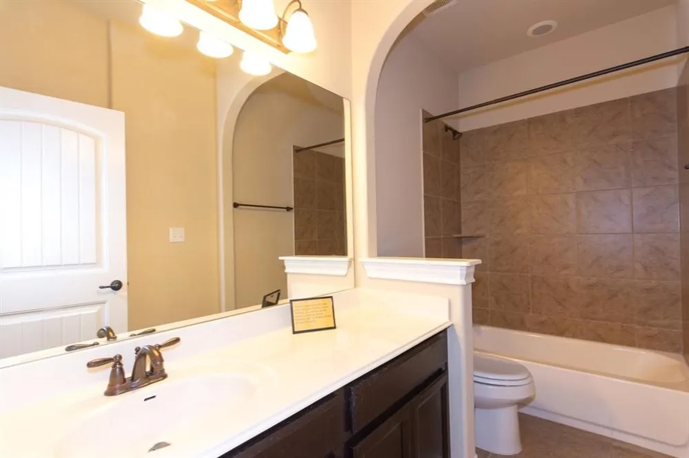 12004 Versante Circle #VH37 Austin, TX 78726