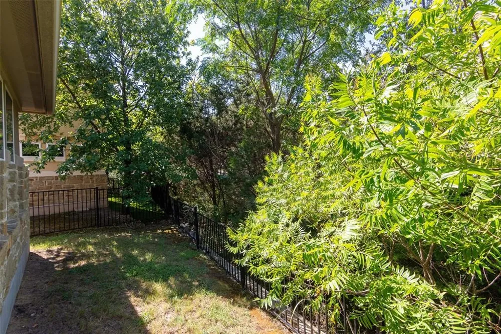 12004 Versante Circle #VH37 Austin, TX 78726