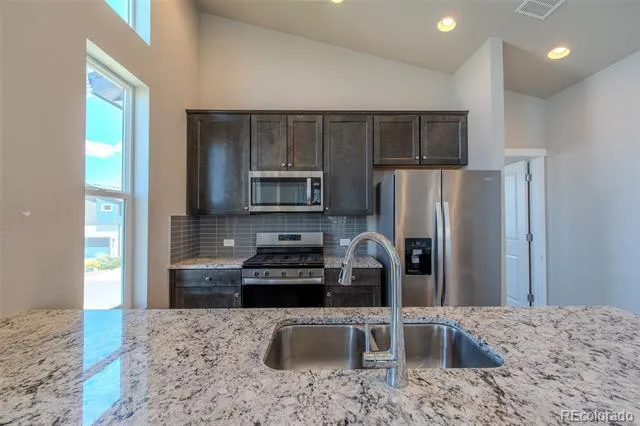 7243 Rosa Belle Heights Colorado Springs, CO 80922