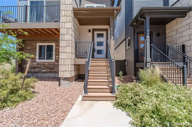 7243 Rosa Belle Heights Colorado Springs, CO 80922
