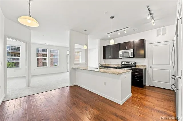 13598 Via Varra #120 Broomfield, CO 80020