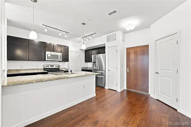 13598 Via Varra #120 Broomfield, CO 80020