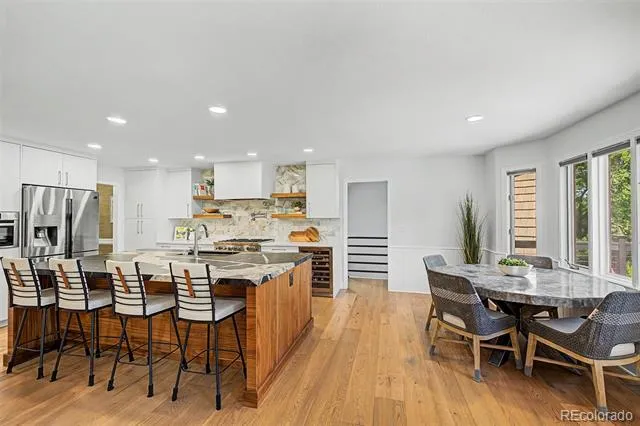 1519 E Maplewood Court Littleton, CO 80121
