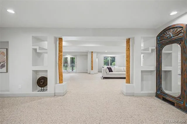 1519 E Maplewood Court Littleton, CO 80121