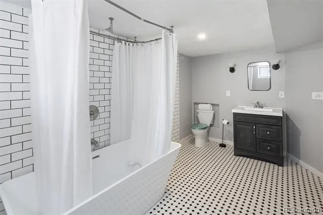 635 Holly Street Denver, CO 80220