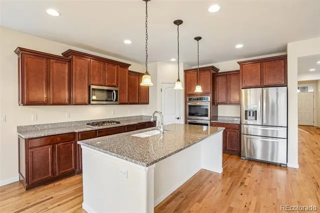 11405 Helena Street Commerce City, CO 80022