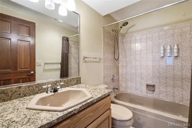 725 Country Drive Monument, CO 80132