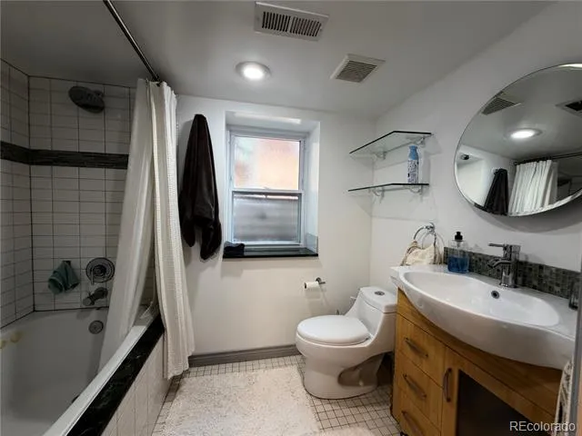 631 Jackson Street Denver, CO 80206