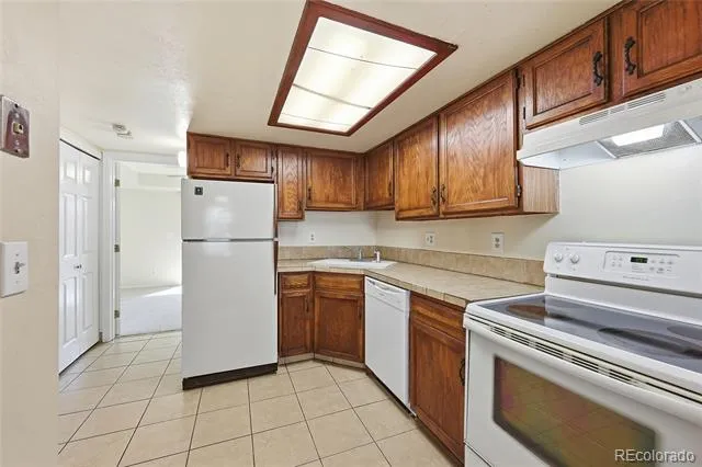 1885 S Quebec Way #A18 Denver, CO 80231