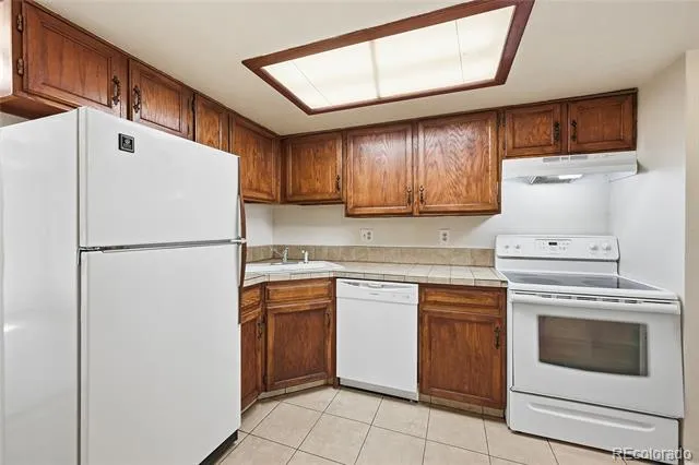 1885 S Quebec Way #A18 Denver, CO 80231