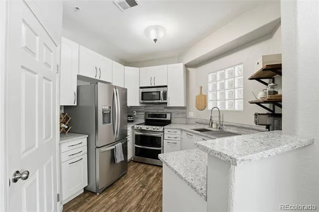 1672 W Canal Circle #411 Littleton, CO 80120