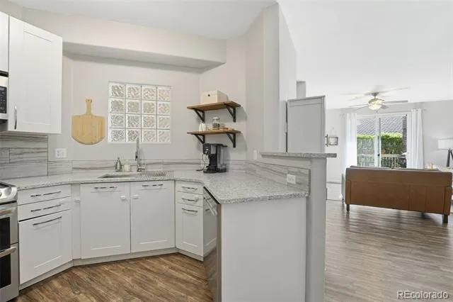 1672 W Canal Circle #411 Littleton, CO 80120