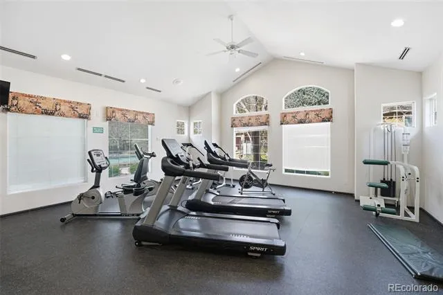 1672 W Canal Circle #411 Littleton, CO 80120