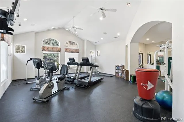 1672 W Canal Circle #411 Littleton, CO 80120