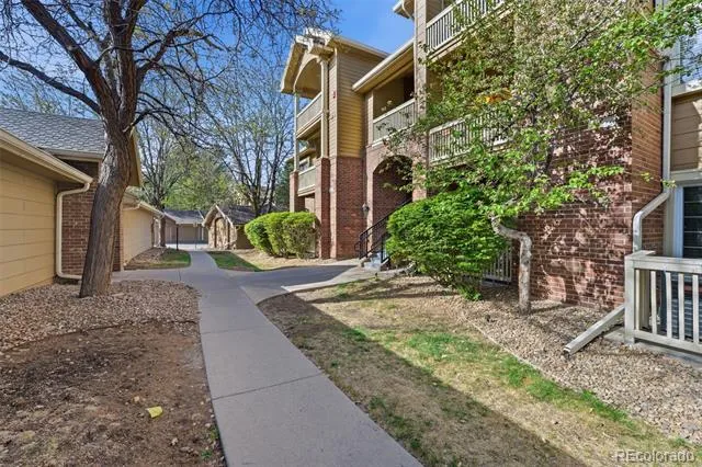 1672 W Canal Circle #411 Littleton, CO 80120