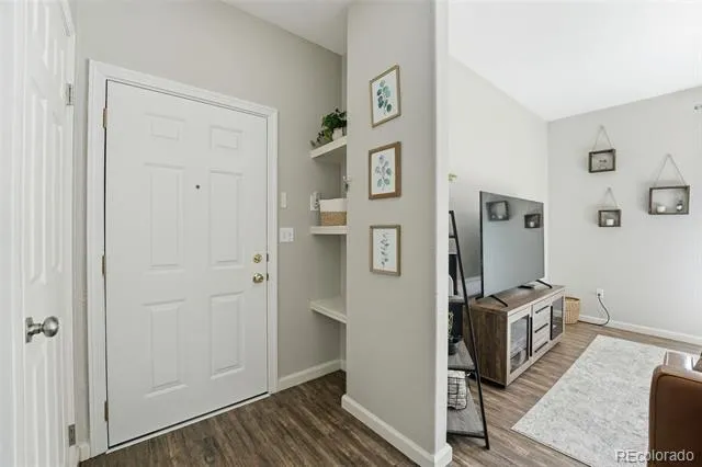 1672 W Canal Circle #411 Littleton, CO 80120