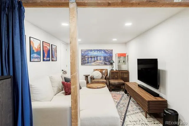 76 Wonderland Avenue Golden, CO 80403