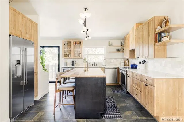 76 Wonderland Avenue Golden, CO 80403
