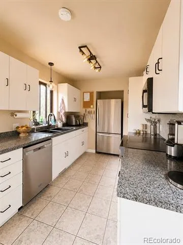 4440 Prairie Street Cascade, CO 80809