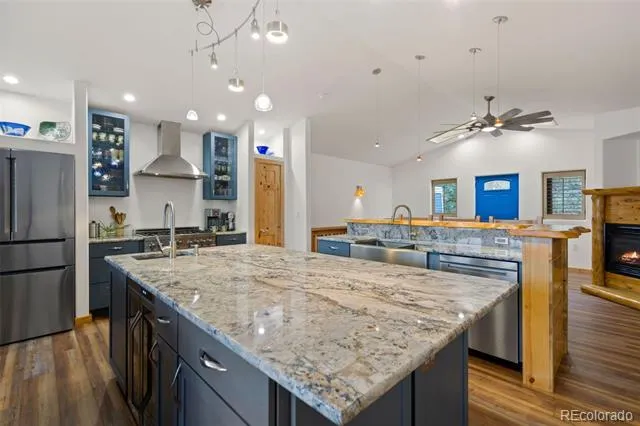 1005 Estes Park Estates Drive Lyons, CO 80540