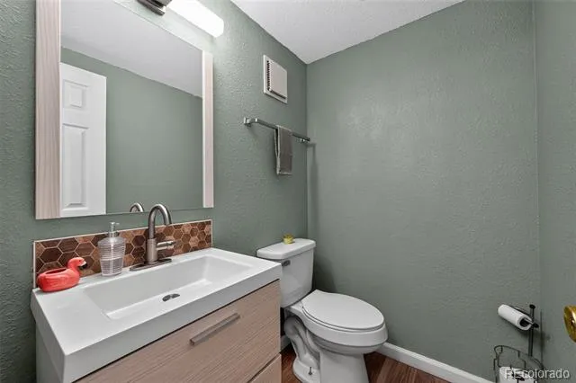 1341 Dogwood Lane Longmont, CO 80501