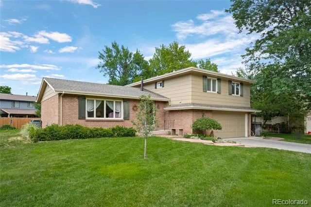12143 W 68th Avenue Arvada, CO 80004