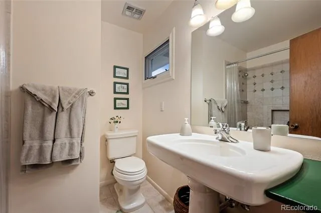 12143 W 68th Avenue Arvada, CO 80004