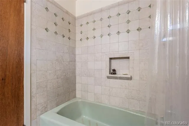 12143 W 68th Avenue Arvada, CO 80004