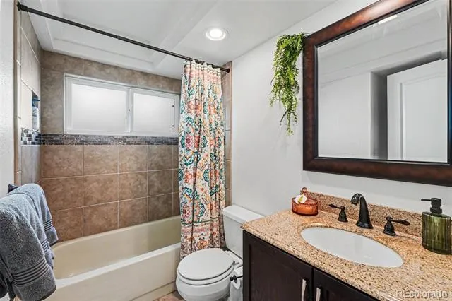 9875 Iris Street Broomfield, CO 80021