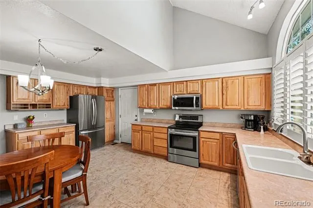 9875 Iris Street Broomfield, CO 80021
