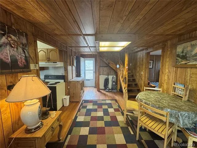 15 Dogie Trail Florissant, CO 80816