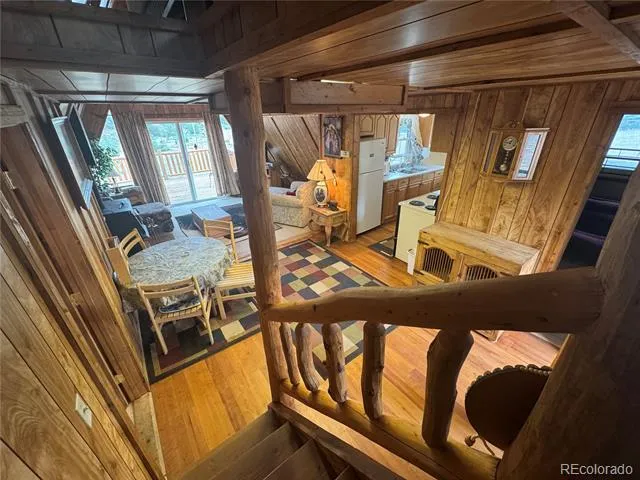 15 Dogie Trail Florissant, CO 80816