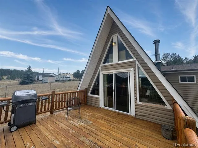 15 Dogie Trail Florissant, CO 80816