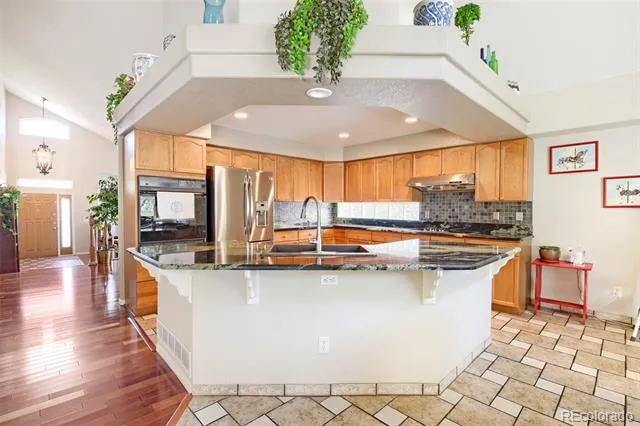 10083 Oak Leaf Way Littleton, CO 80129