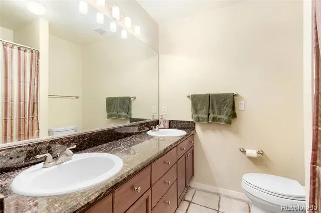 10083 Oak Leaf Way Littleton, CO 80129