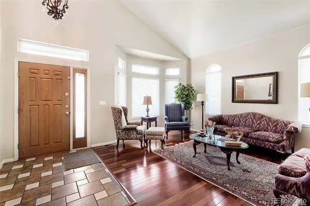 10083 Oak Leaf Way Littleton, CO 80129