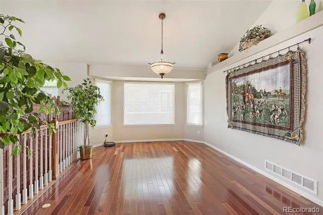 10083 Oak Leaf Way Littleton, CO 80129