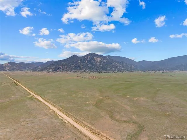 756 County Road 333 Lake George, CO 80827