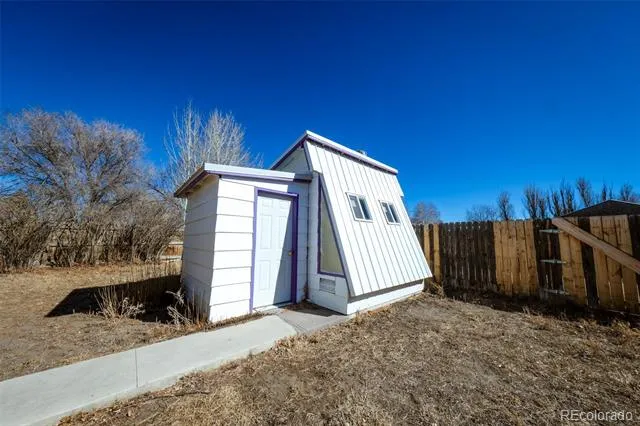 207 Bonney Drive Alamosa, CO 81101