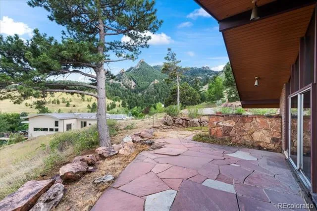 740 Flagstaff Road Boulder, CO 80302
