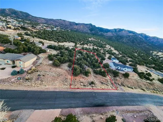 124 Eagle Crest Loop Canon City, CO 81212