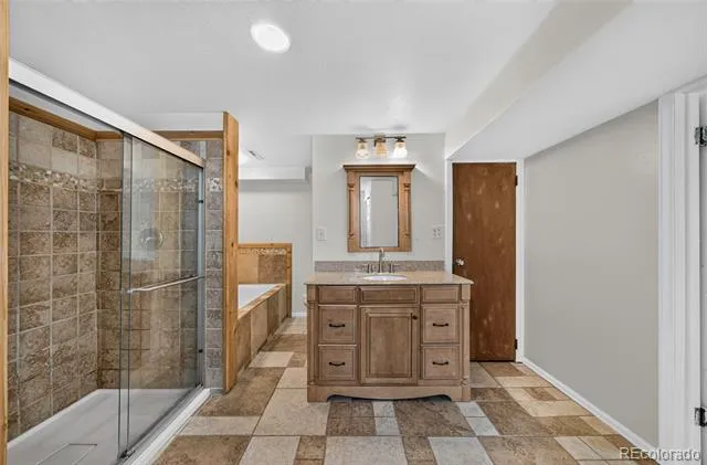 61 Louis Nelson Road Pueblo, CO 81001