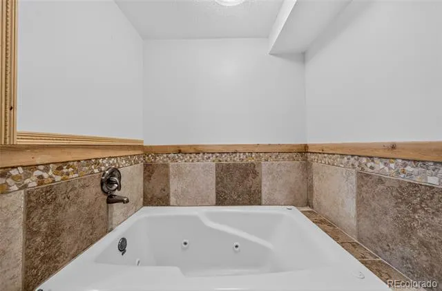 61 Louis Nelson Road Pueblo, CO 81001